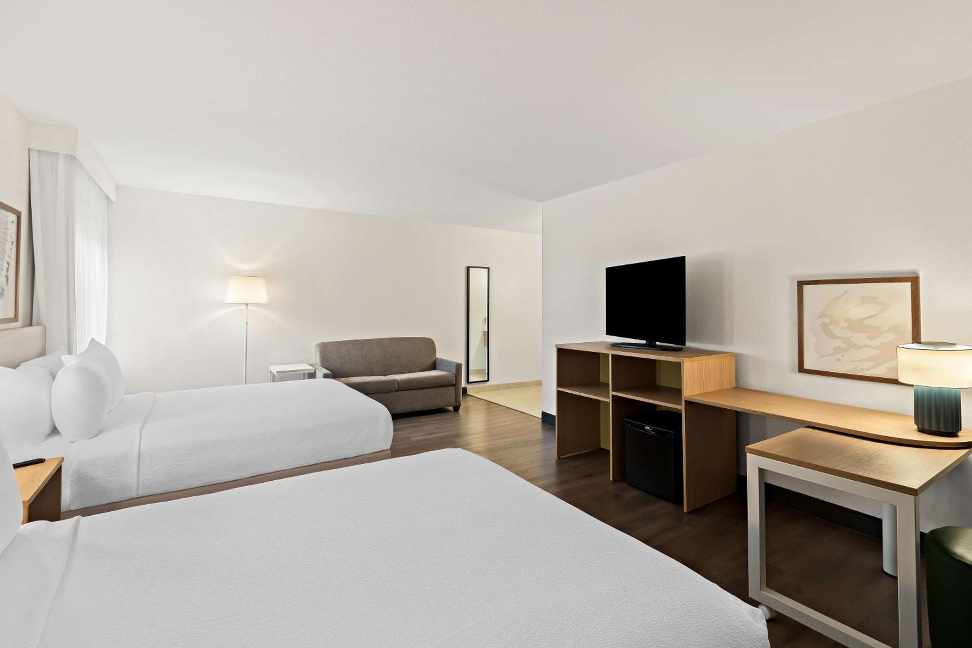 Spark By Hilton Wichita East Buitenkant foto