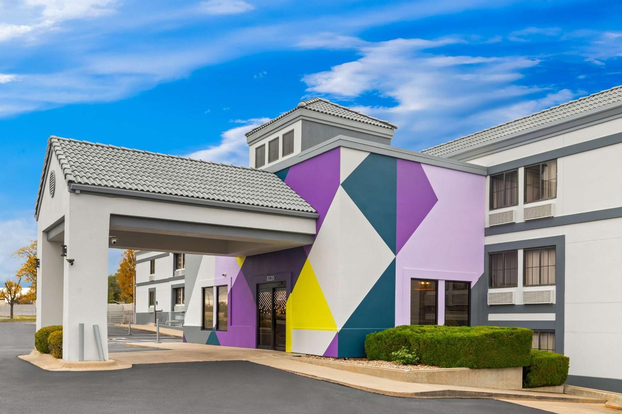 Spark By Hilton Wichita East Buitenkant foto